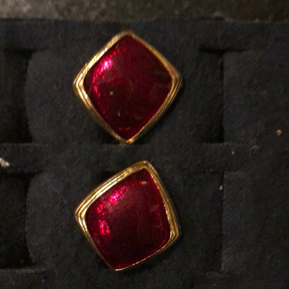 Clip on earring
